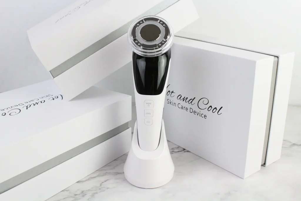 Happy Head 5 in 1 EMS Hot & Cool LED Gezicht Massager